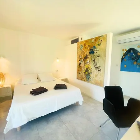 Les Madones 아파트